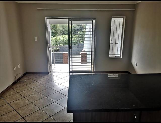 2 BEDROOM PROPERTY TO RENT IN FLORIDA GLEN